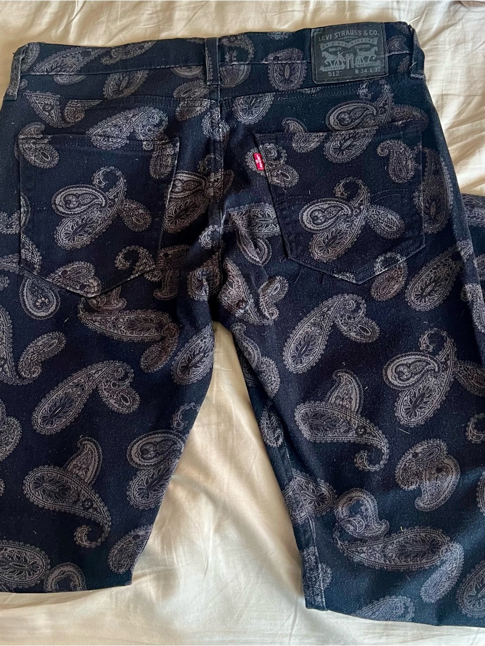 Levi's Men's Skinny Jeans - Black with Gray Paisley Print 34 X 32